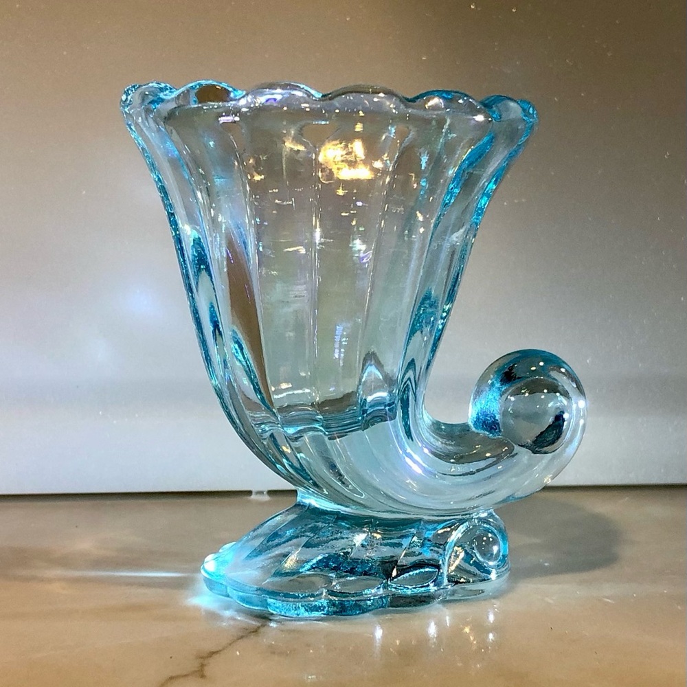 Vtg Light Blue IMPERIAL GLASS Toothpick- Match Holder.  Footed Cornucopia MINT 🌼